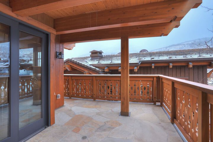 Terrace/Patio 285 of 302