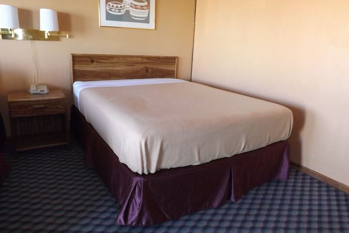 Room 16 of 32