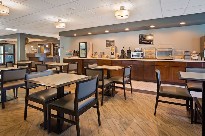 Best Western Plus Coldwater Hotel