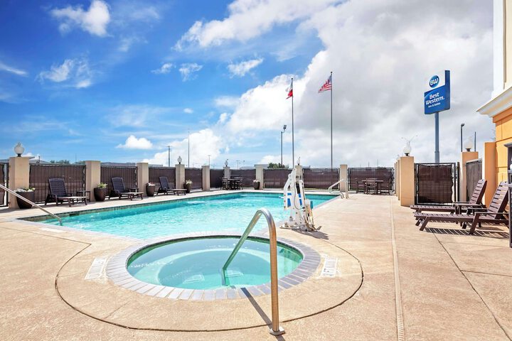 Best Western Inn & Suites