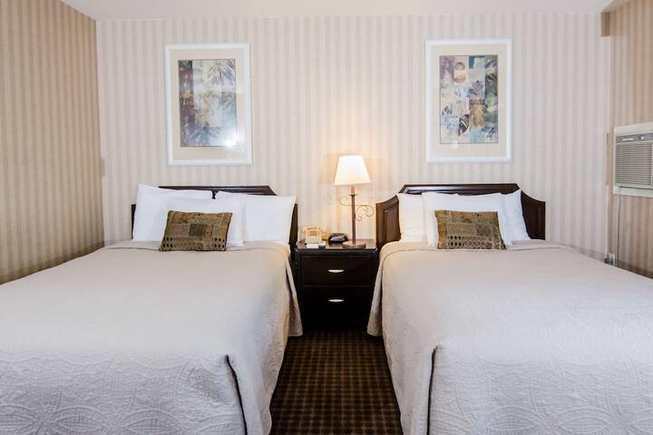 Los Gatos Lodge