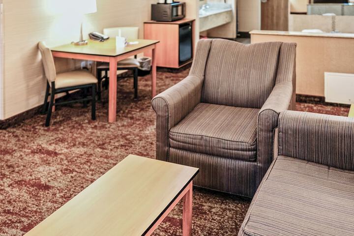 Crystal Inn Hotel & Suites Midvalley