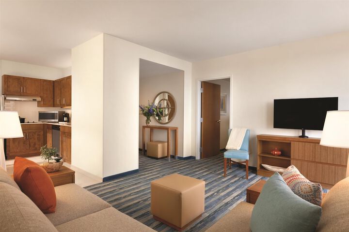 Hyatt House Virginia Beach / Oceanfront