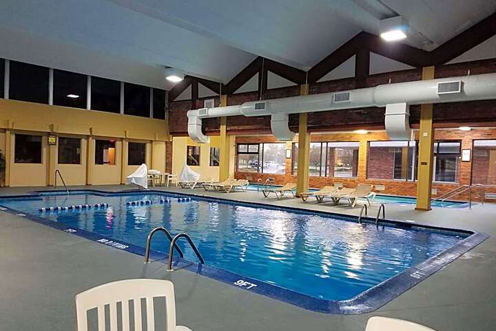 Valley Plaza Inn