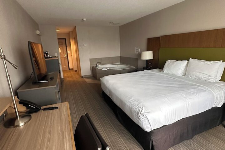 Room 19 of 24
