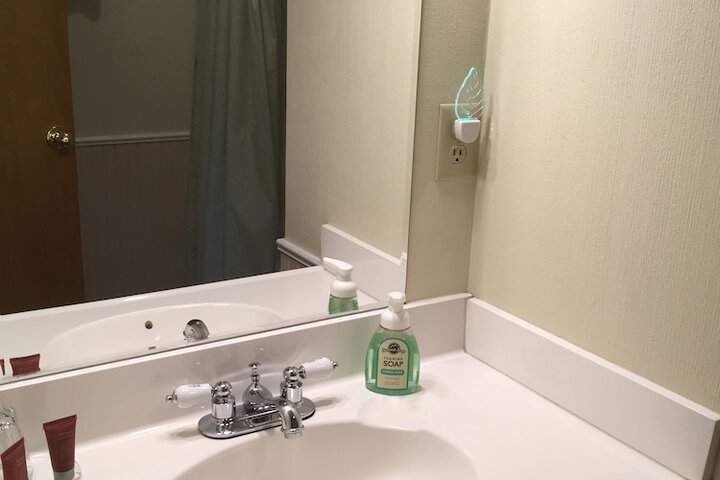 Room 86 of 223