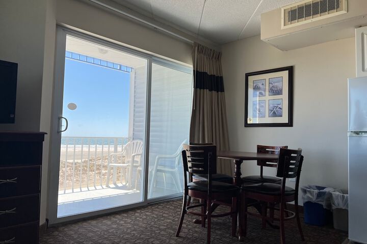 Room 40 of 71