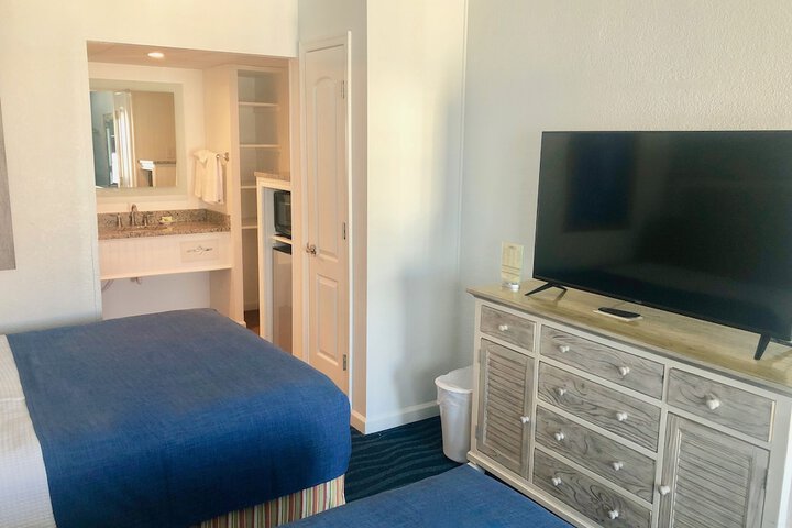 Beach View Hotel