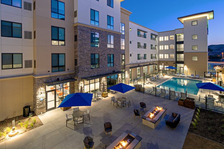 Terrace/Patio 61 of 63