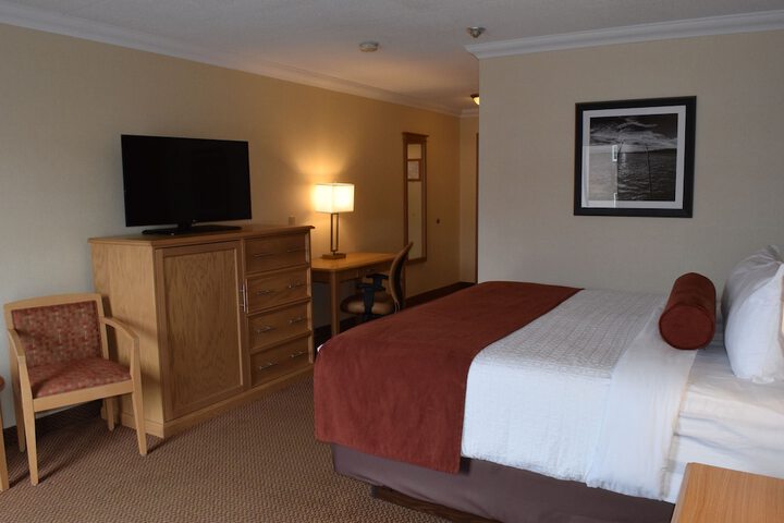 Room 107 of 153