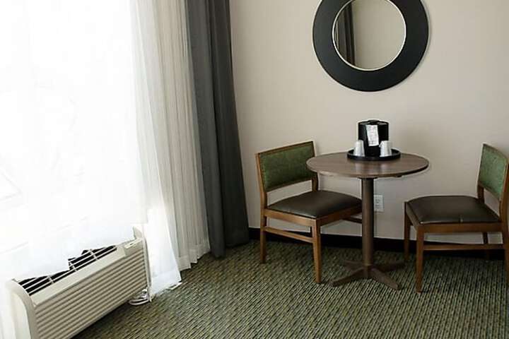 Holiday Inn Express & Suites Port Aransas / Beach Area by IHG