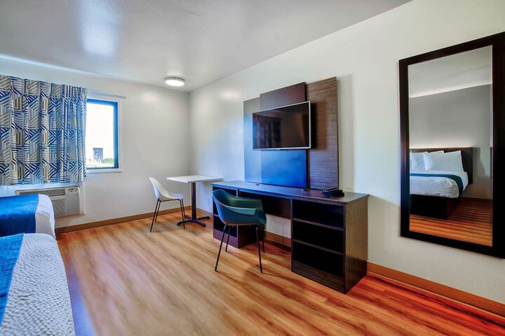 Room 30 of 31