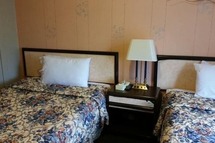 A Voyageurs Guest House