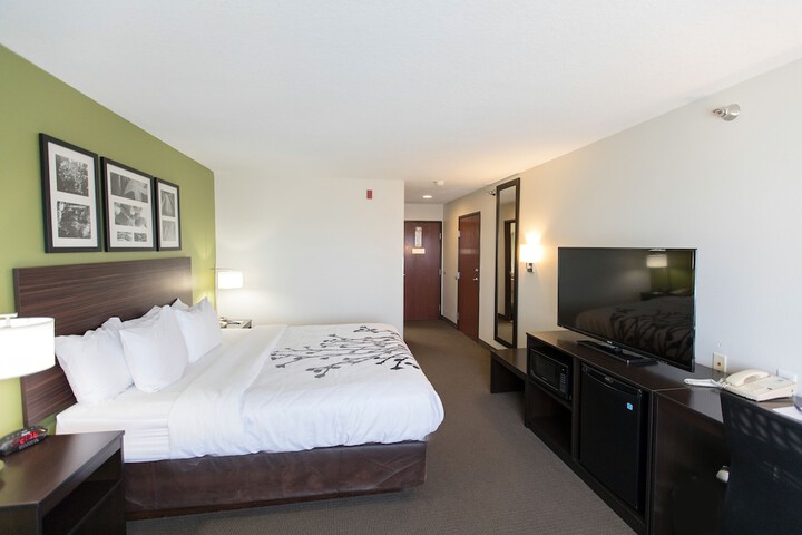 Sleep Inn & Suites Pleasant Hill - Des Moines