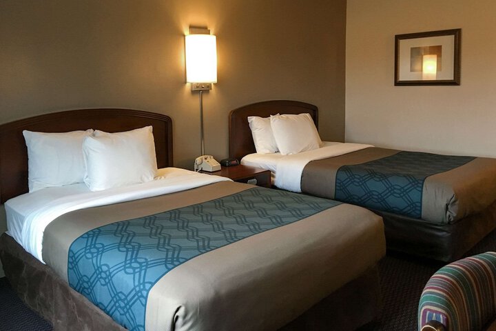 Room 12 of 48