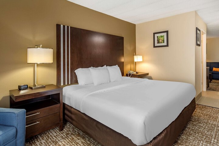 Room 21 of 46