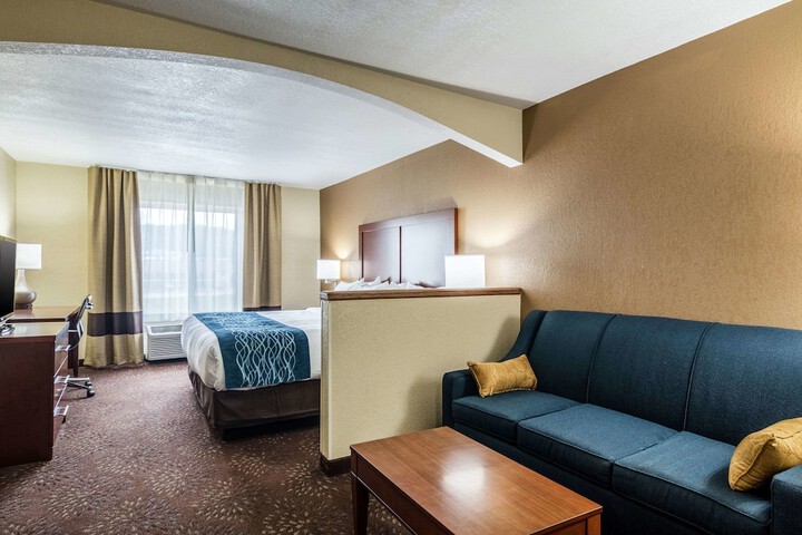 Room 12 of 36