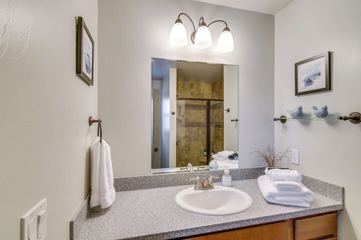 Cozy Belgrade Home Near Skiing Hiking & Airport!