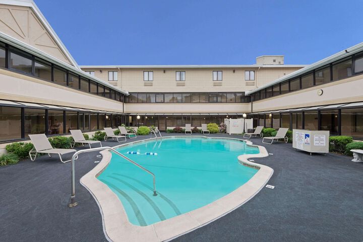 Pool 3 of 33