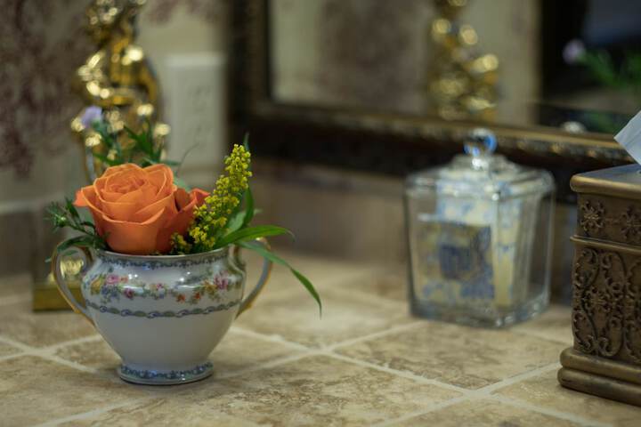 The Victoria B & B