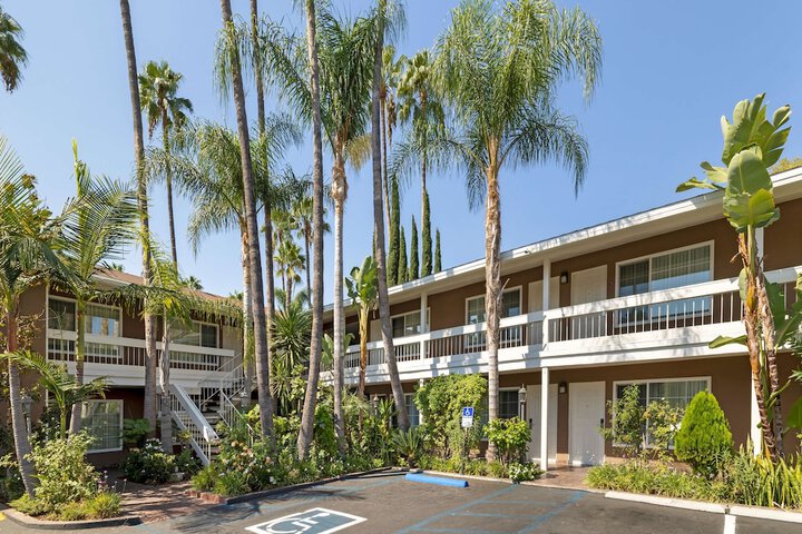 Hotel 2 of 40
