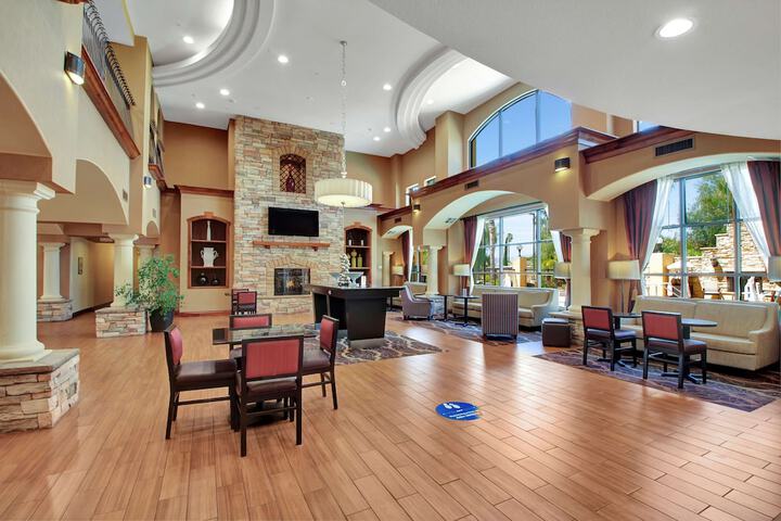 Hotel Interior 12 of 34
