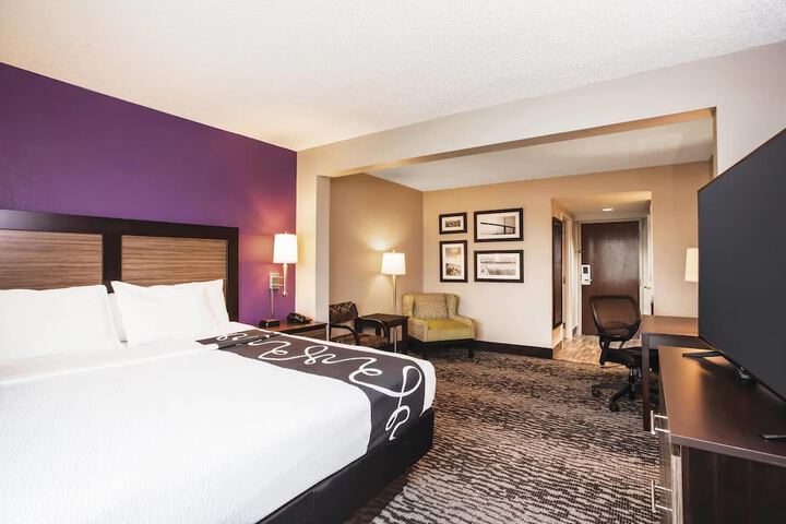 Comfort Inn & Suites Clearwater South - Pinellas Park