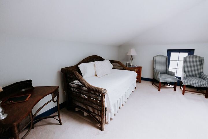 Room 22 of 29
