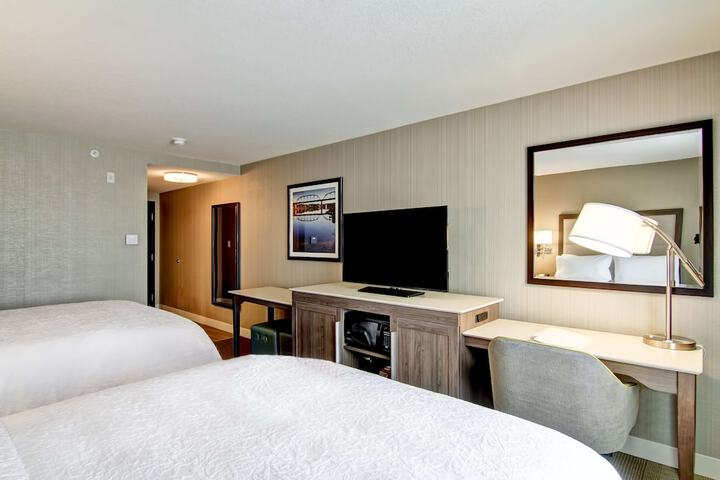 Room 18 of 37