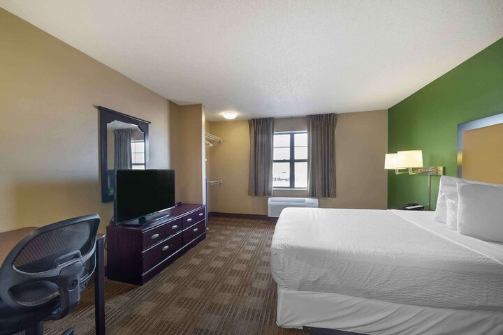 Room 22 of 26