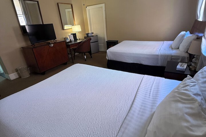 The Gadsden Hotel