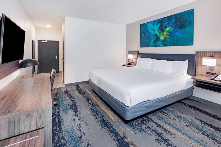 La Quinta Inn & Suites by Wyndham Texas City I 45