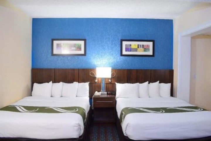 Quality Inn & Suites Middletown - Newport