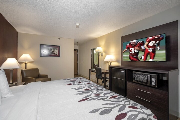 Room 30 of 38