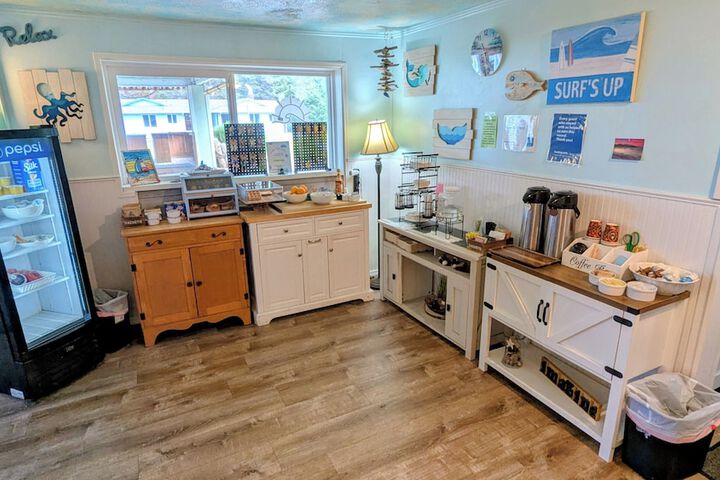 Silver Surf Motel