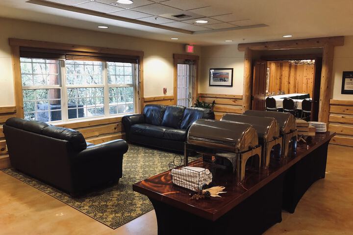 Heathman Lodge