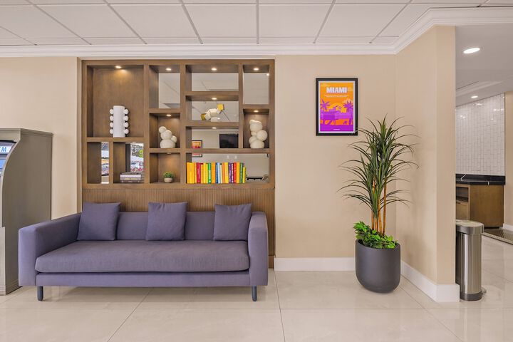 B & B Hotel Miami Airport