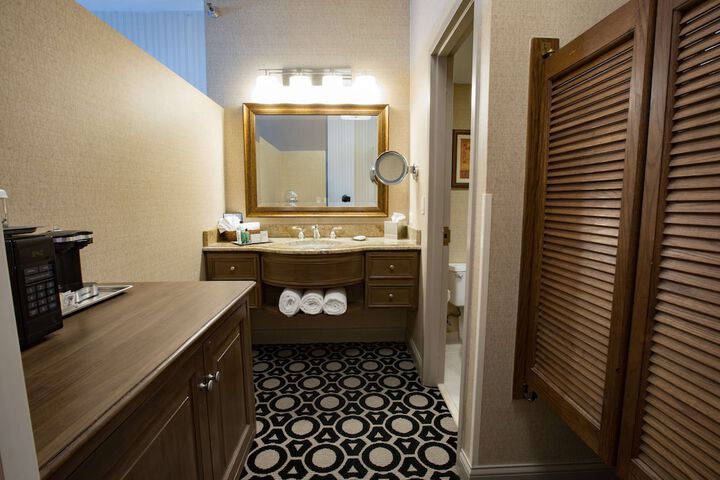 Room 49 of 113
