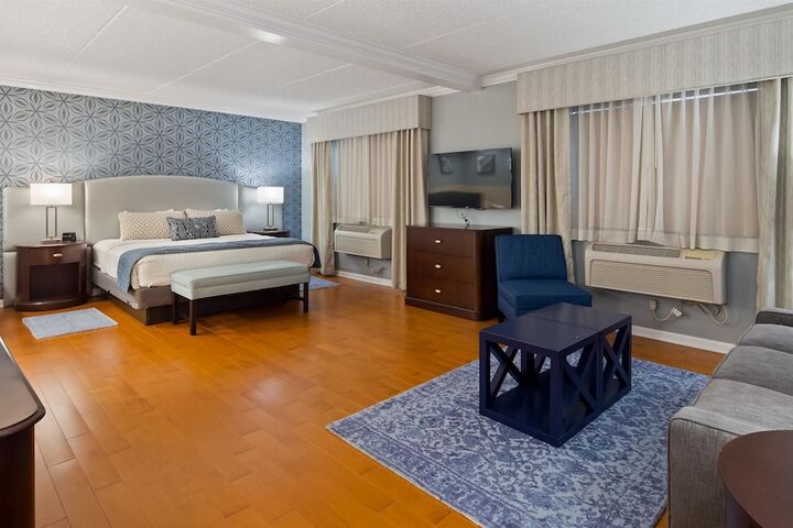 Room 41 of 48