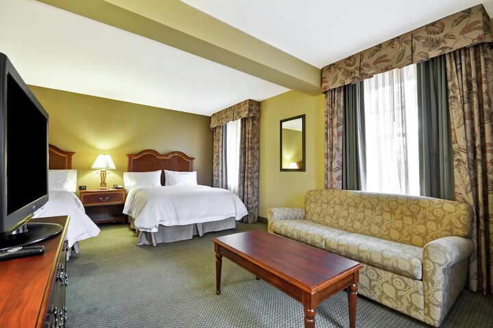 Room 34 of 51