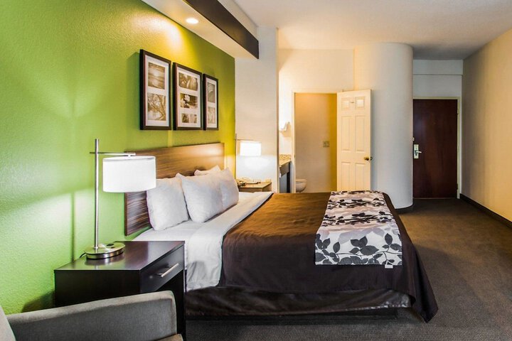Room 31 of 41
