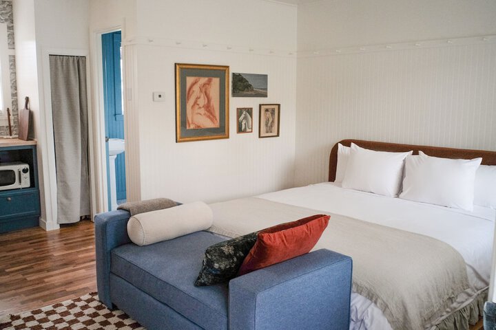 Room 56 of 81