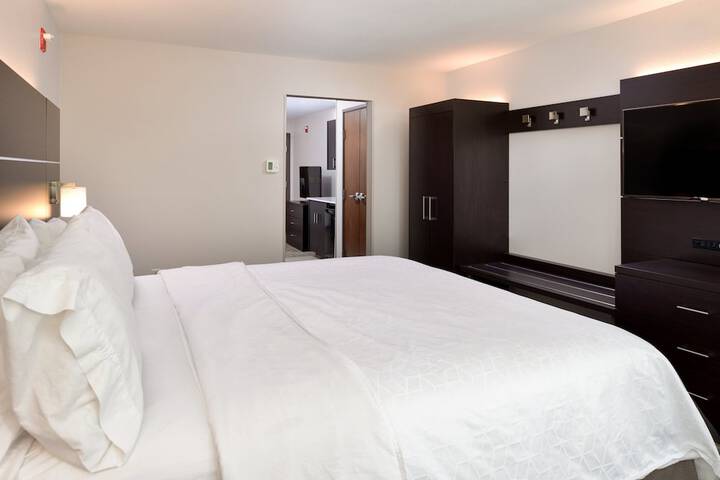 Room 18 of 54