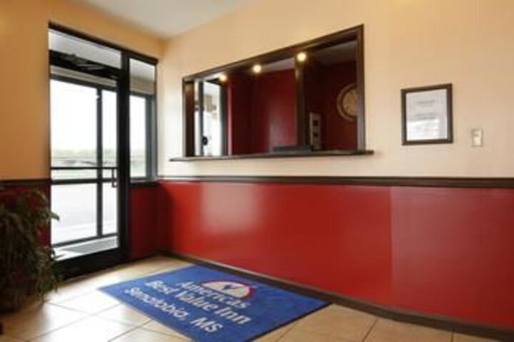 Americas Best Value Inn and Suites Senatobia