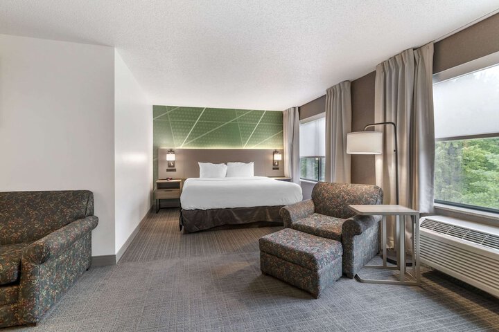 Room 20 of 32