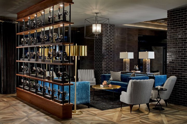 Cumberland House Knoxville Tapestry Collection by Hilton