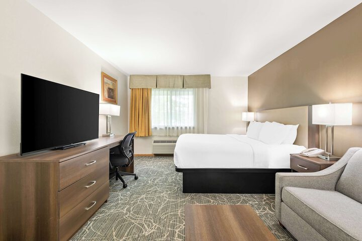 Room 40 of 54