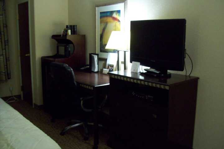 Magnolia Inn & Suites Savannah Airport