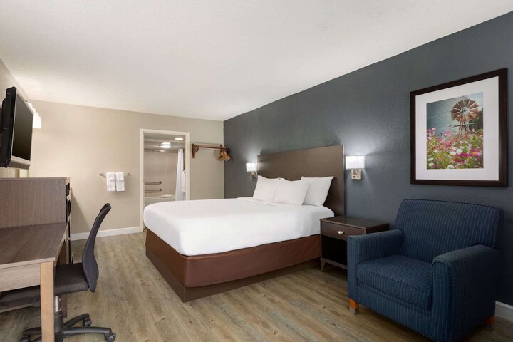 Room 31 of 46