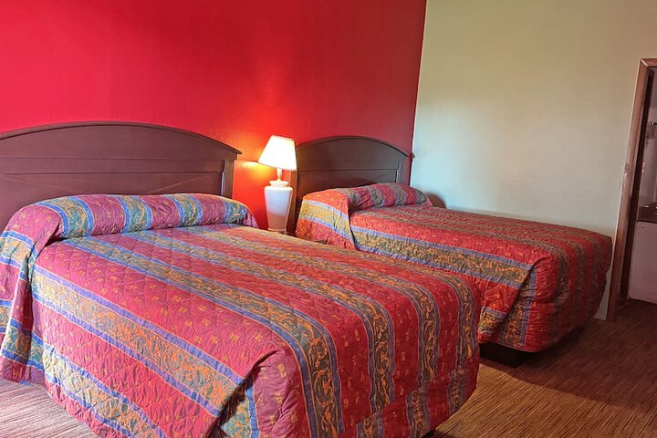 Room 20 of 26